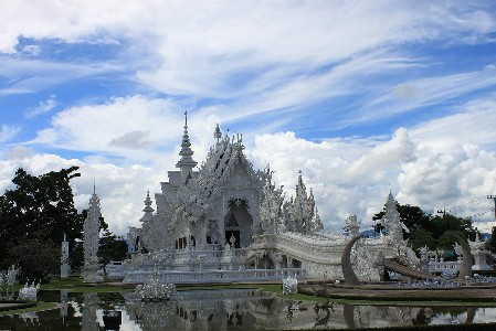 Der weisse Tempel Wat Rong Khun in Chiang Rai