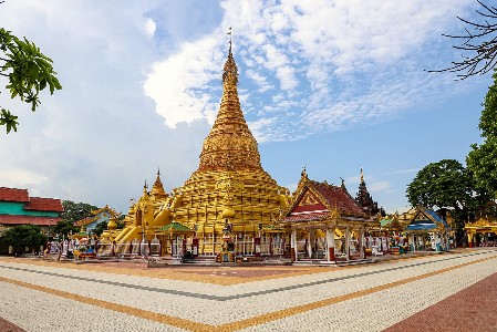 Shwedaon Pagode in Yangon Myanmar